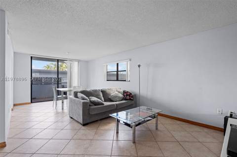 7300 Wayne Ave 217, Miami Beach FL - photo 6 of 20