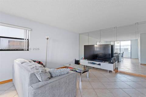 7300 Wayne Ave 217, Miami Beach FL - photo 8 of 20
