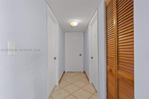 7300 Wayne Ave 217, Miami Beach FL - photo 9 of 20