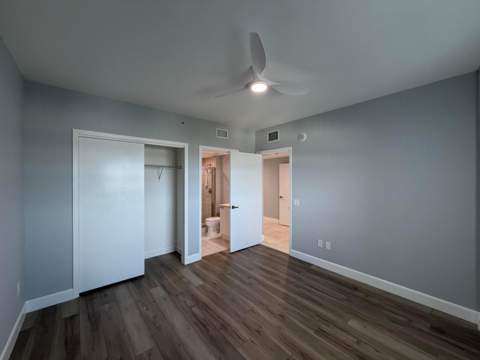 15051 Royal Oaks Lane 1603, North Miami FL - photo 16 of 29