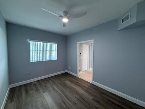 15051 Royal Oaks Lane 1603, North Miami FL - photo 18 of 29