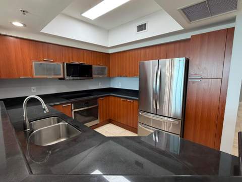 15051 Royal Oaks Lane 1603, North Miami FL - photo 7 of 29
