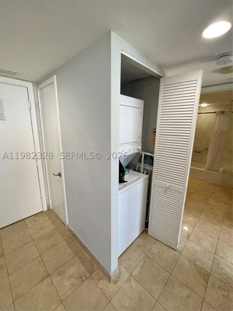 18683 Collins Av 1206, Sunny Isles Beach FL - photo 12 of 26