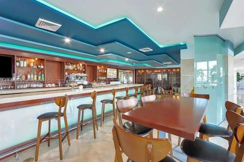 18683 Collins Av 1206, Sunny Isles Beach FL - photo 17 of 26