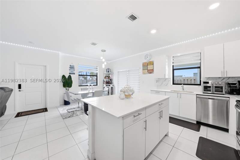 3 bedroom Townhouse at 13091 SW 232nd Ln, Kendall Assemblage South, Miami — photo 4