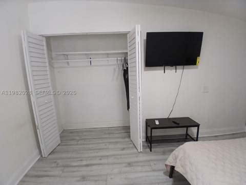 1053 NE 149th St, Miami FL - photo 8 of 13