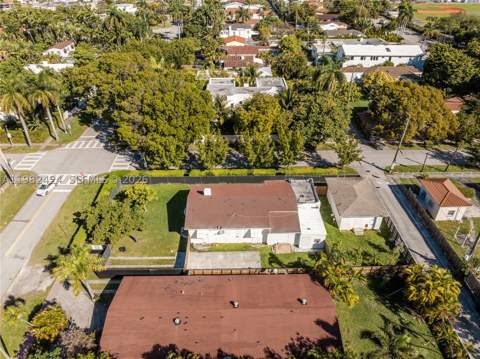 1255 Lenox Ave, Miami Beach FL - photo 11 of 17