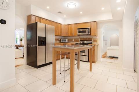 100 SW 26th Rd, Miami FL - photo 16 of 80