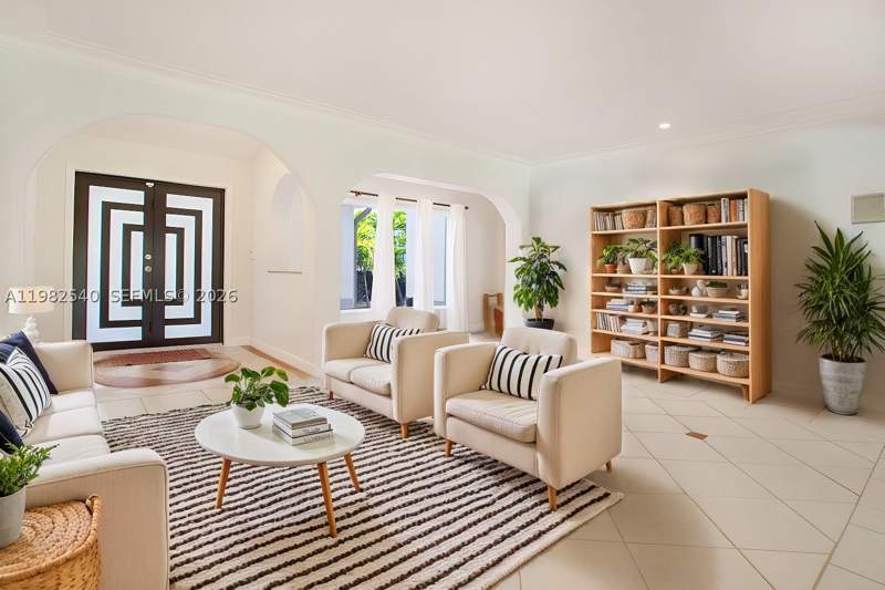 5 bedroom SingleFamilyResidence at 100 SW 26th Rd, Brickell Hammock Un 1, Miami — photo 2