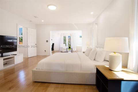 100 SW 26th Rd, Miami FL - photo 23 of 80