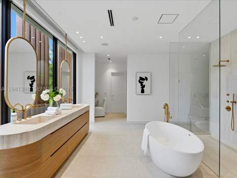 7700 SW 50th Ct, Miami FL - photo 16 of 68