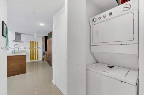 485 Brickell Ave 1807, Miami FL - photo 16 of 26