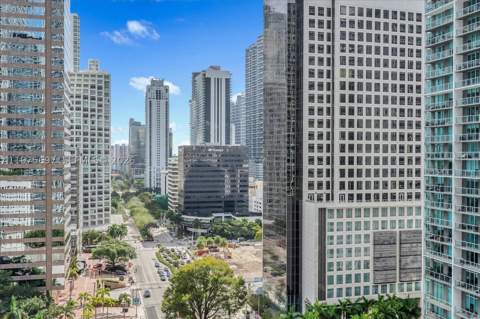 485 Brickell Ave 1807, Miami FL - photo 19 of 26