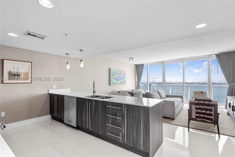 1 bedroom Condominium at 665 NE 25th St 2102, Onyx On The Bay Condo, Miami — photo 5