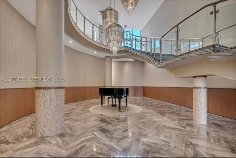 5401 Collins Ave 411, Miami Beach FL - photo 15 of 33