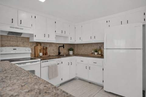 16851 NE 23rd Avenue A408, North Miami Beach FL - photo 7 of 12