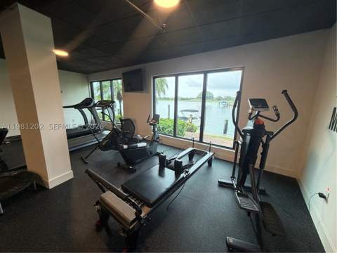 9350 W Bay Harbor Dr 5C, Bay Harbor Islands FL - photo 13 of 94