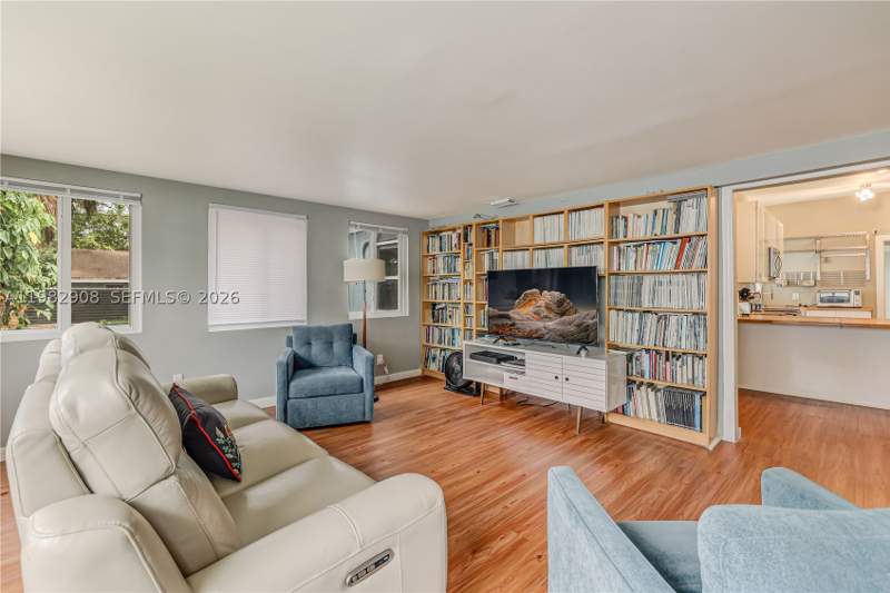 2 bedroom SingleFamilyResidence at 12955 NE 11th Ave, Primrose Park 2nd Pl, North Miami — photo 3