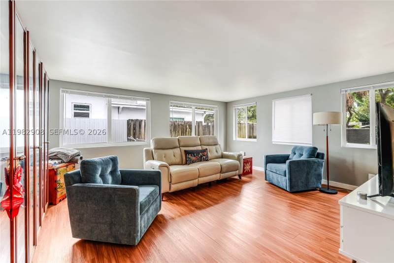 2 bedroom SingleFamilyResidence at 12955 NE 11th Ave, Primrose Park 2nd Pl, North Miami — photo 4
