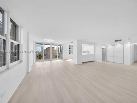 301 174th St 1818, Sunny Isles Beach FL - photo 11 of 35