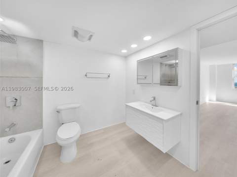 301 174th St 1818, Sunny Isles Beach FL - photo 15 of 35