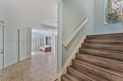 9057 SW 161st Ter, Palmetto Bay FL - photo 15 of 40