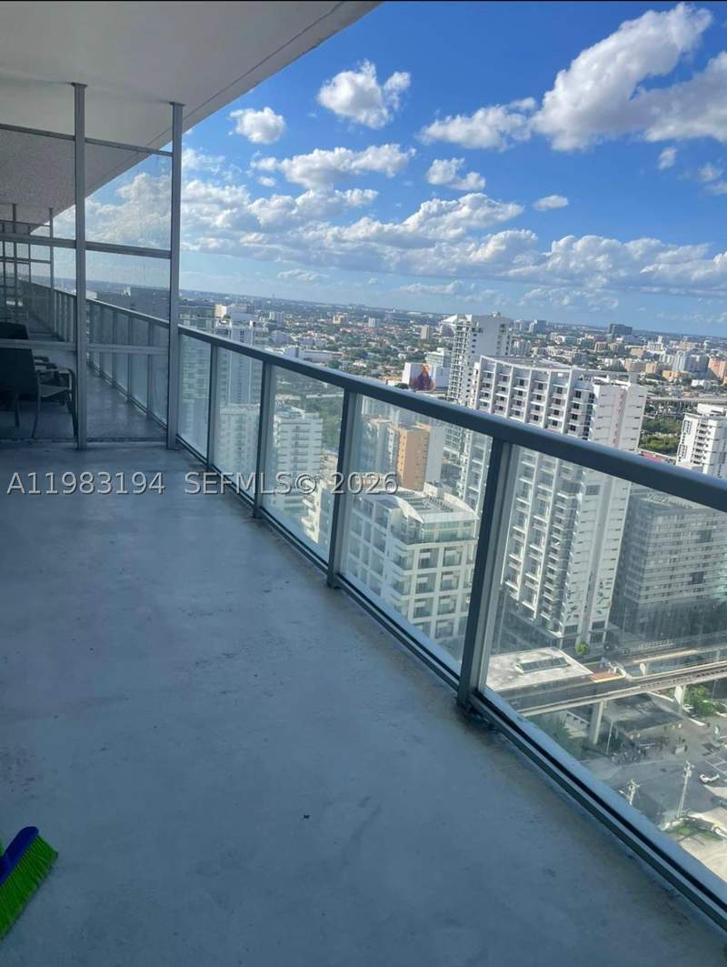 2 bedroom Condominium at 1111 SW 1st Ave 3122-N, The Axis On Brickell II C, Miami — photo 2