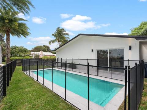 301 88th St, Surfside FL - photo 13 of 47
