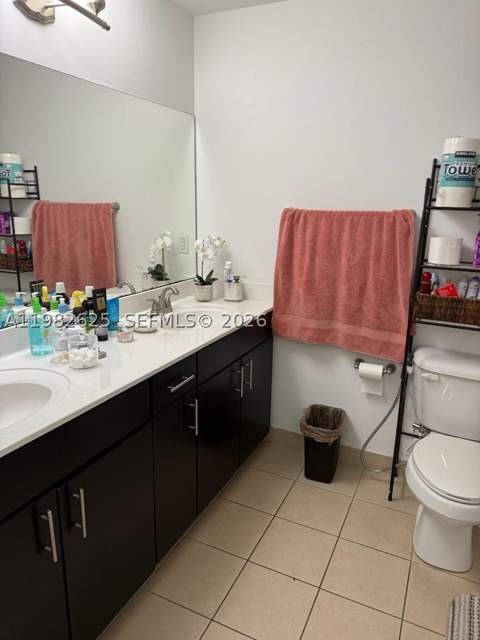 424 NE 194th Ter, Miami FL - photo 10 of 27