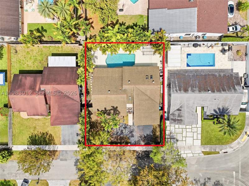 3 bedroom SingleFamilyResidence at 12715 SW 96th Ter, Calusa Club Estates 6th A, Miami — photo 4