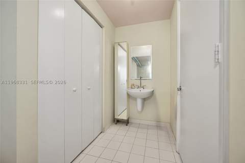 690 SW 1st Ct 1504, Miami FL - photo 14 of 27