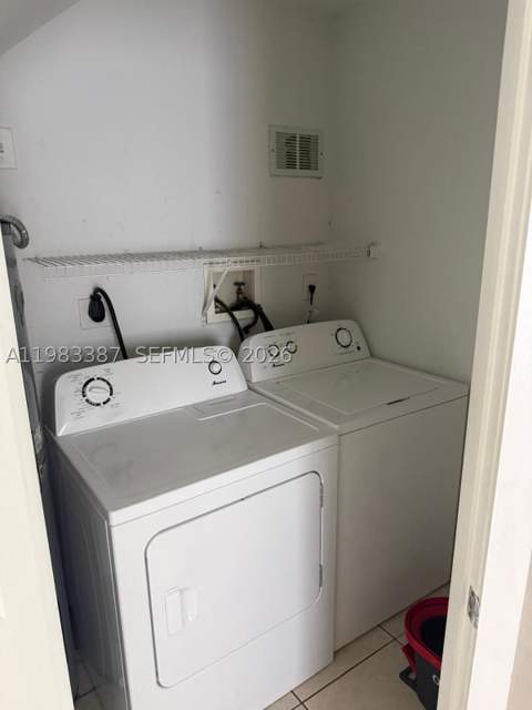 10776 NW 83rd Ter 1-19, Doral FL - photo 11 of 11