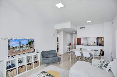31 SE 5th St 4112, Miami FL - photo 11 of 80