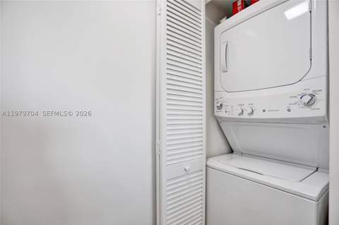 31 SE 5th St 4112, Miami FL - photo 18 of 80