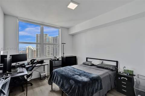 31 SE 5th St 4112, Miami FL - photo 21 of 80