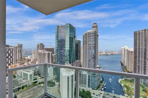 31 SE 5th St 4112, Miami FL - photo 24 of 80