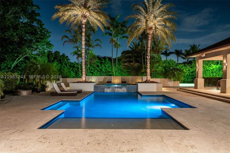 5 bedroom SingleFamilyResidence at 8967 SW 117th St, Country Grove Estates, Miami — photo 2