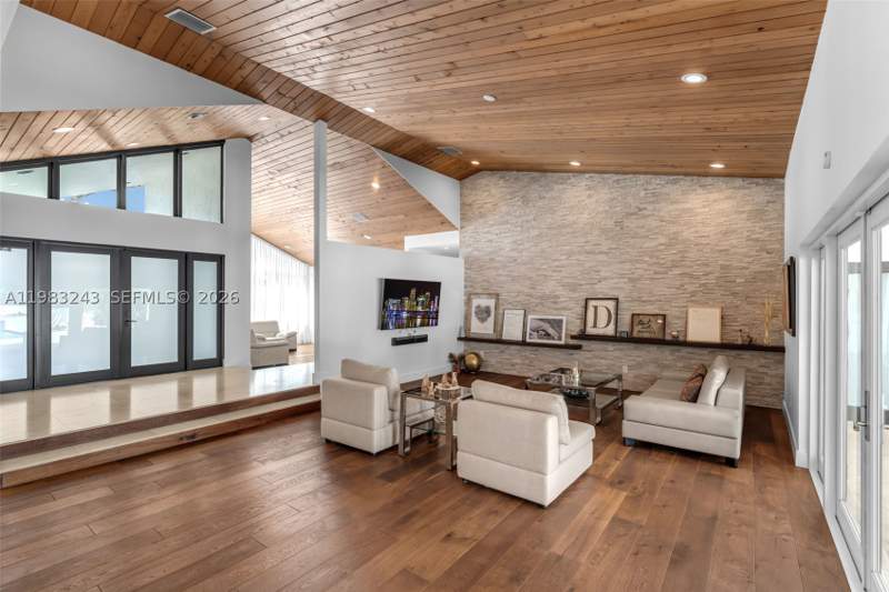 5 bedroom SingleFamilyResidence at 8967 SW 117th St, Country Grove Estates, Miami — photo 5