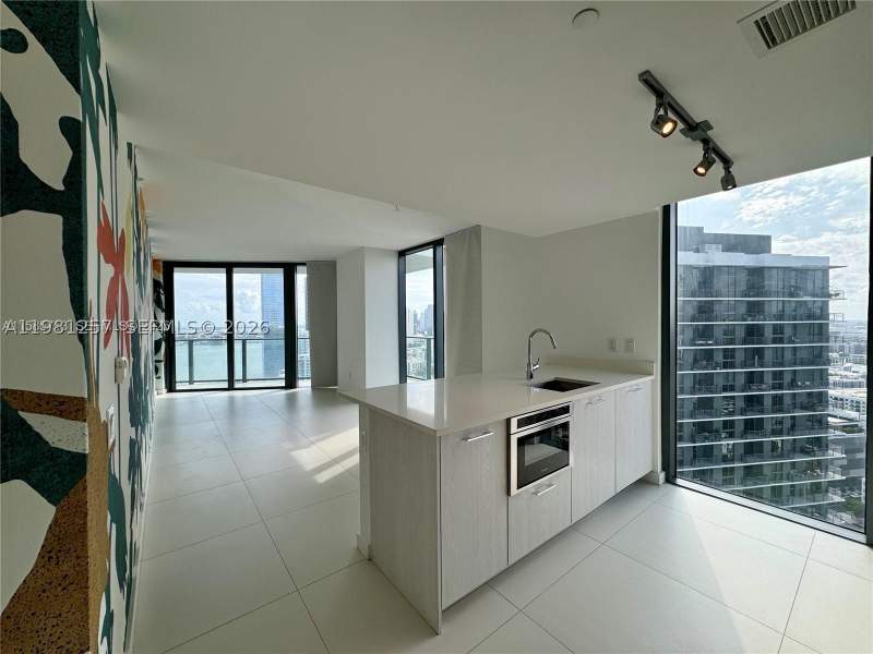 2 bedroom Condominium at 501 NE 31st St 3208, Paraiso Bayviews Condo, Miami — photo 3