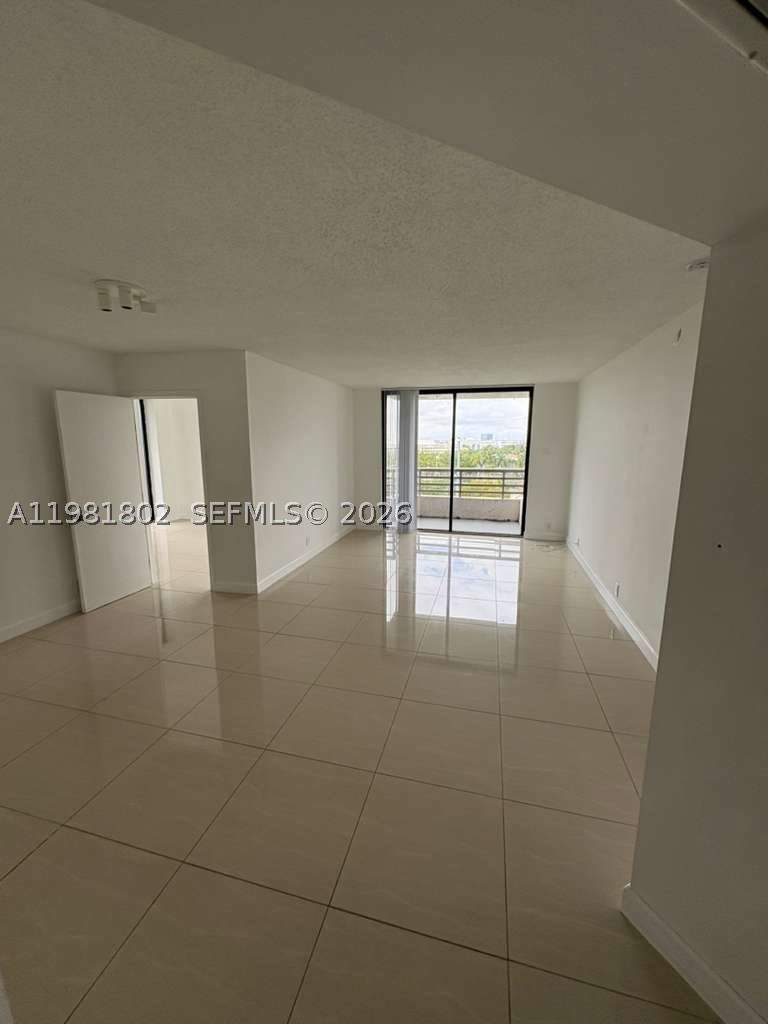 3 bedroom Condominium at 3300 NE 191st St 801, Parc Central Aventura Sou, Aventura — photo 3
