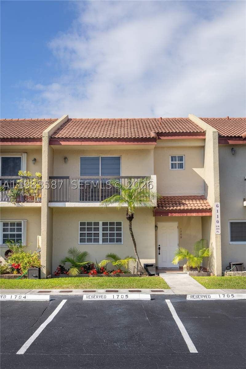 3 bedroom Condominium at 6110 SW 129th Pl 1705, Terra Lake Villas Condo, Miami — photo 2
