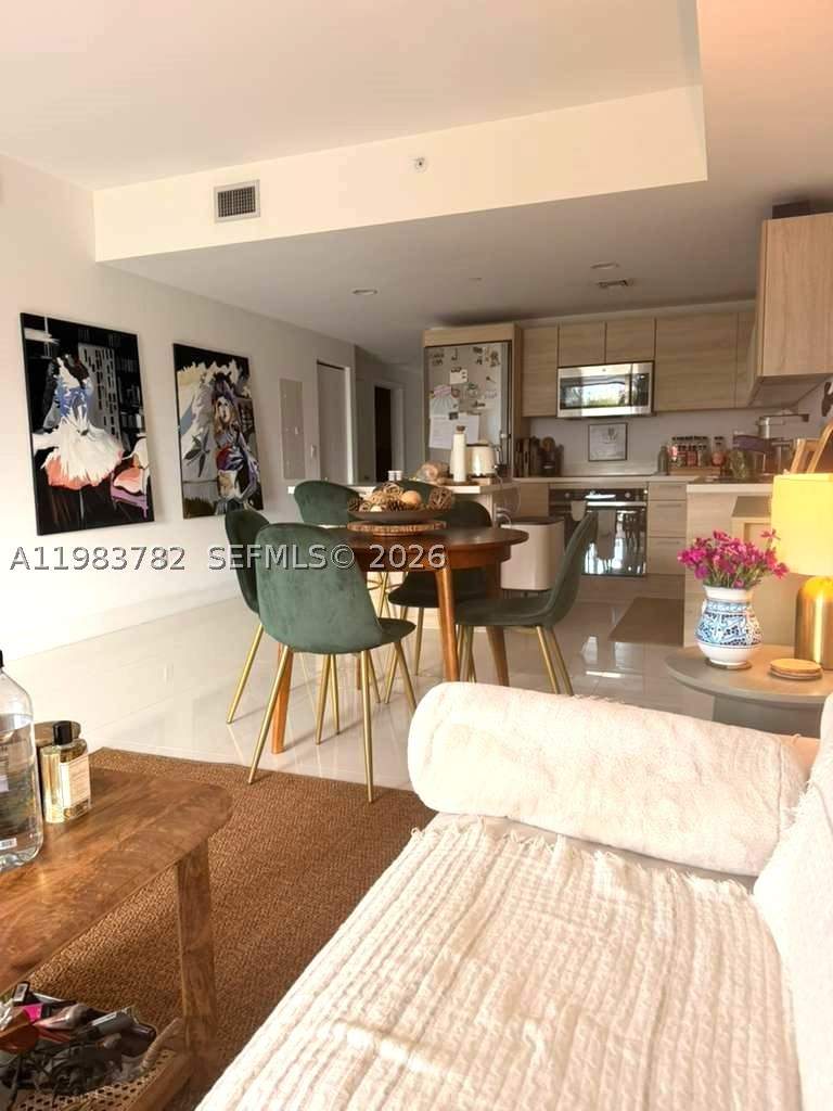 2 bedroom Condominium at 16385 Biscayne Blvd 303, The Harbour North, Sunny Isles Beach — photo 5