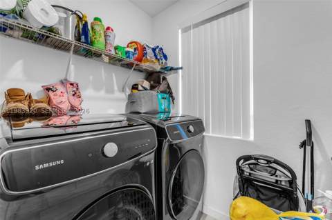 1056 SE 24th Ave, Homestead FL - photo 10 of 24
