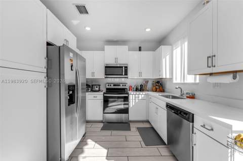 1056 SE 24th Ave, Homestead FL - photo 6 of 24