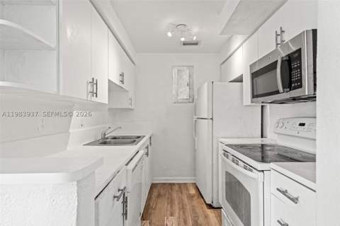 1185 Marseille Drive 202, Miami Beach FL - photo 11 of 19