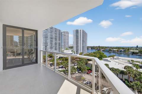 20281 E Country Club Dr 608, Aventura FL - photo 23 of 85