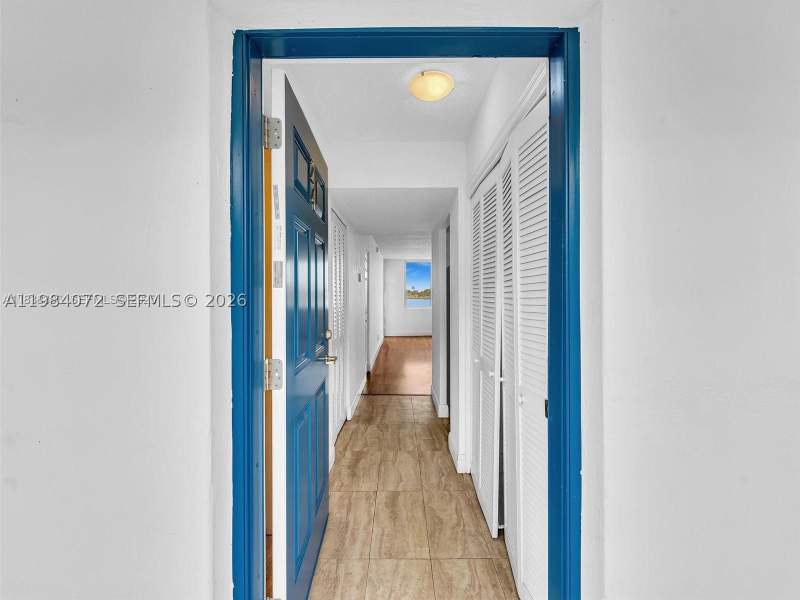 1 bedroom Condominium at 1170 NE 191st St 24, Riviera Condominium Apts, Miami — photo 2