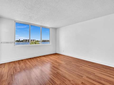 1170 NE 191st St 24, Miami FL - photo 24 of 30