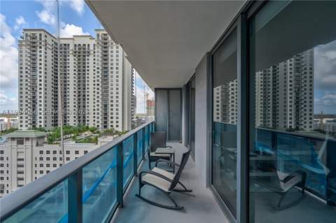 45 SW 9th St 1405, Miami FL - photo 11 of 31