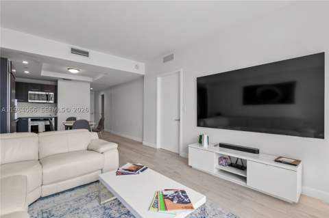 45 SW 9th St 1405, Miami FL - photo 18 of 31